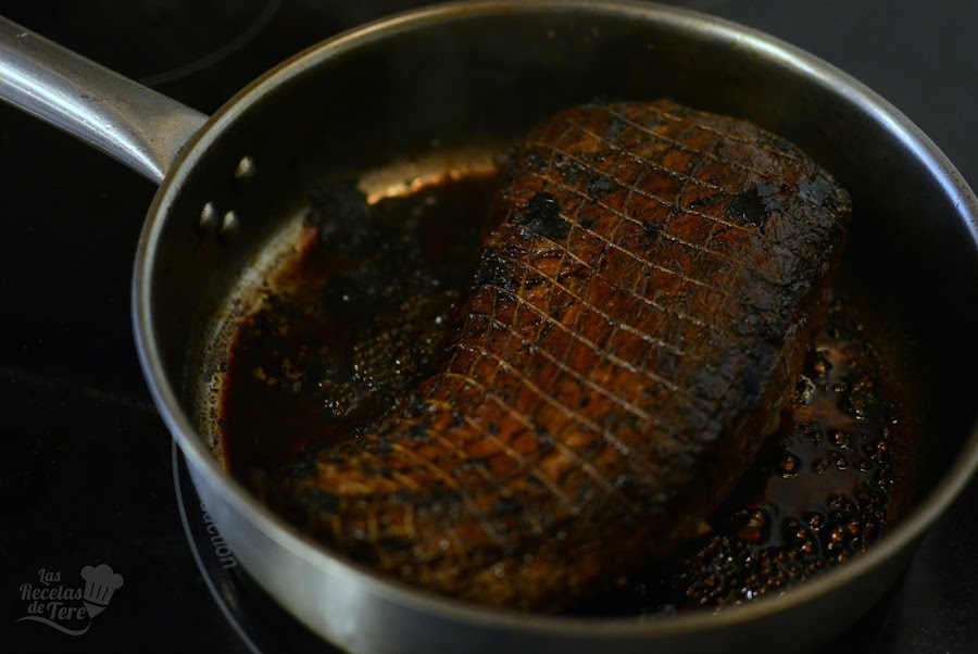 Rabillo de ternera con costra de azúcar moreno 02
