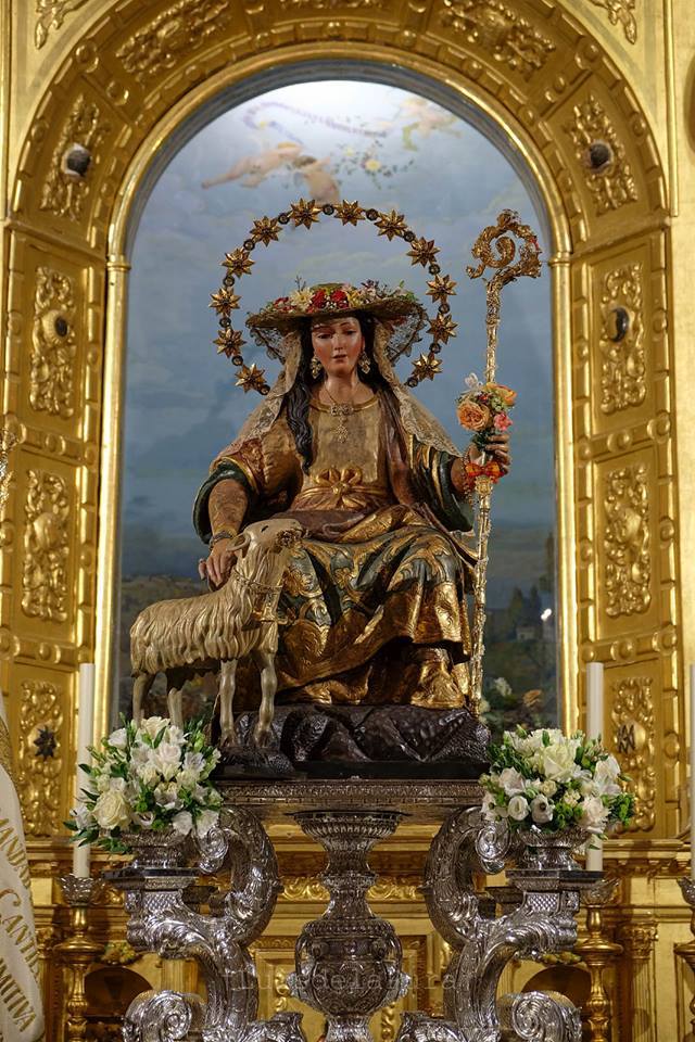 Pasacalles en Cantillana para la Hdad. de la Divina Pastora