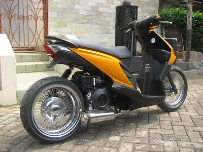 modifiksi motor honda beat orange