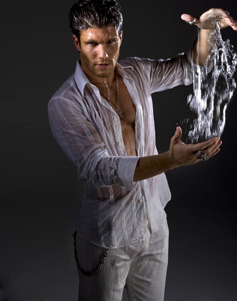 мари авгеропулос. оксана федорова мокрая. мокрая рубашка. девушки в мокрой одежде. мокрое платье.