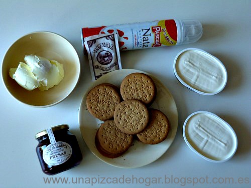 ingredientes para la tarta queso philadelphia con gelatina y mermelada de fresa