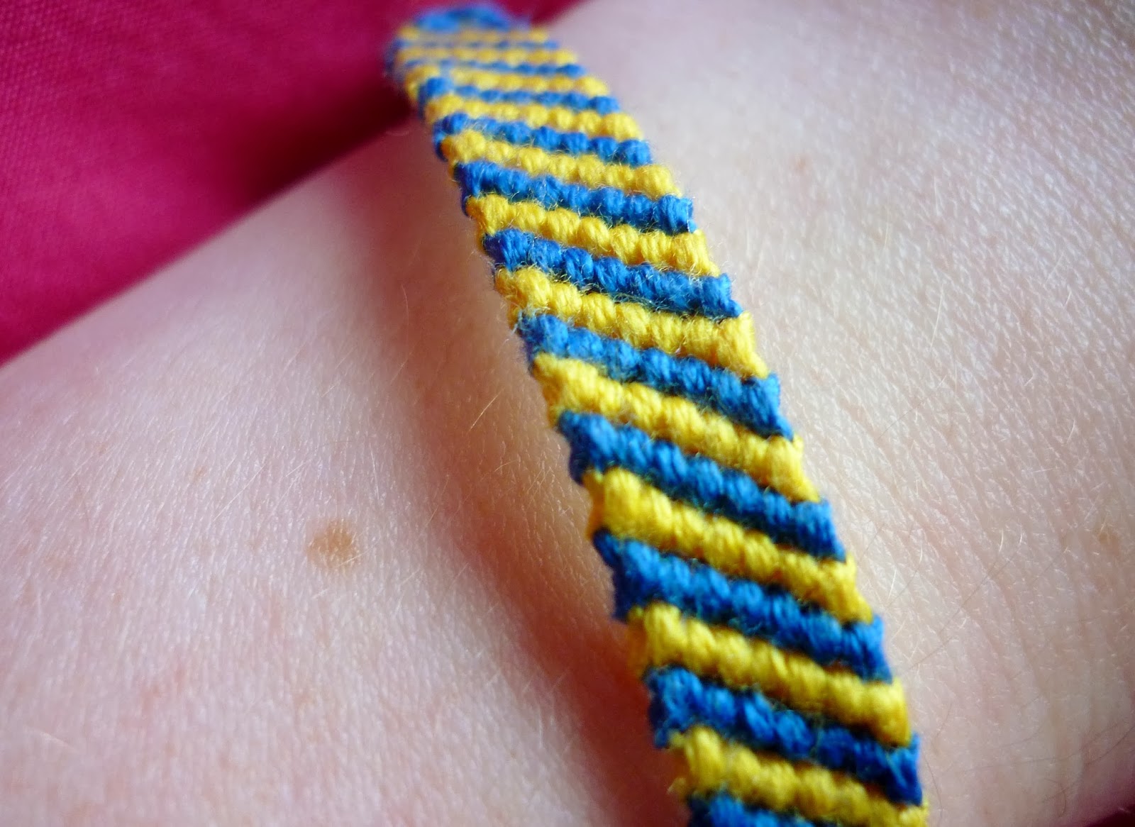 Welcome To The Cozy Corner Of Craft Friendship Bracelets For Beginners Pt 3 Candy Stripe Bracelet