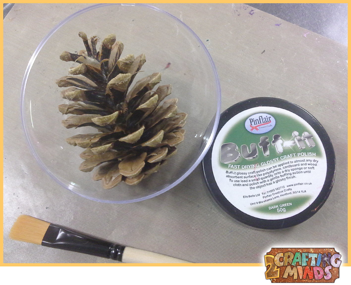 2 Crafting Minds: Christmas Bauble