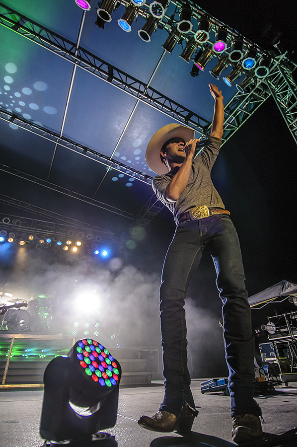 Chad's Concert Pix Justin Moore, Rapid City, SD