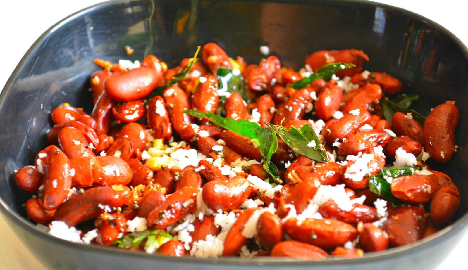 Red kidney beans stir fry / Rajma Sundal Sowmia's Galley