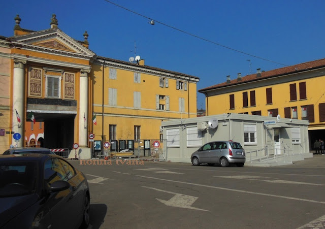 CREVALCORE PORTA MODENA, LA PIAZZA, PORTA BOLOGNA