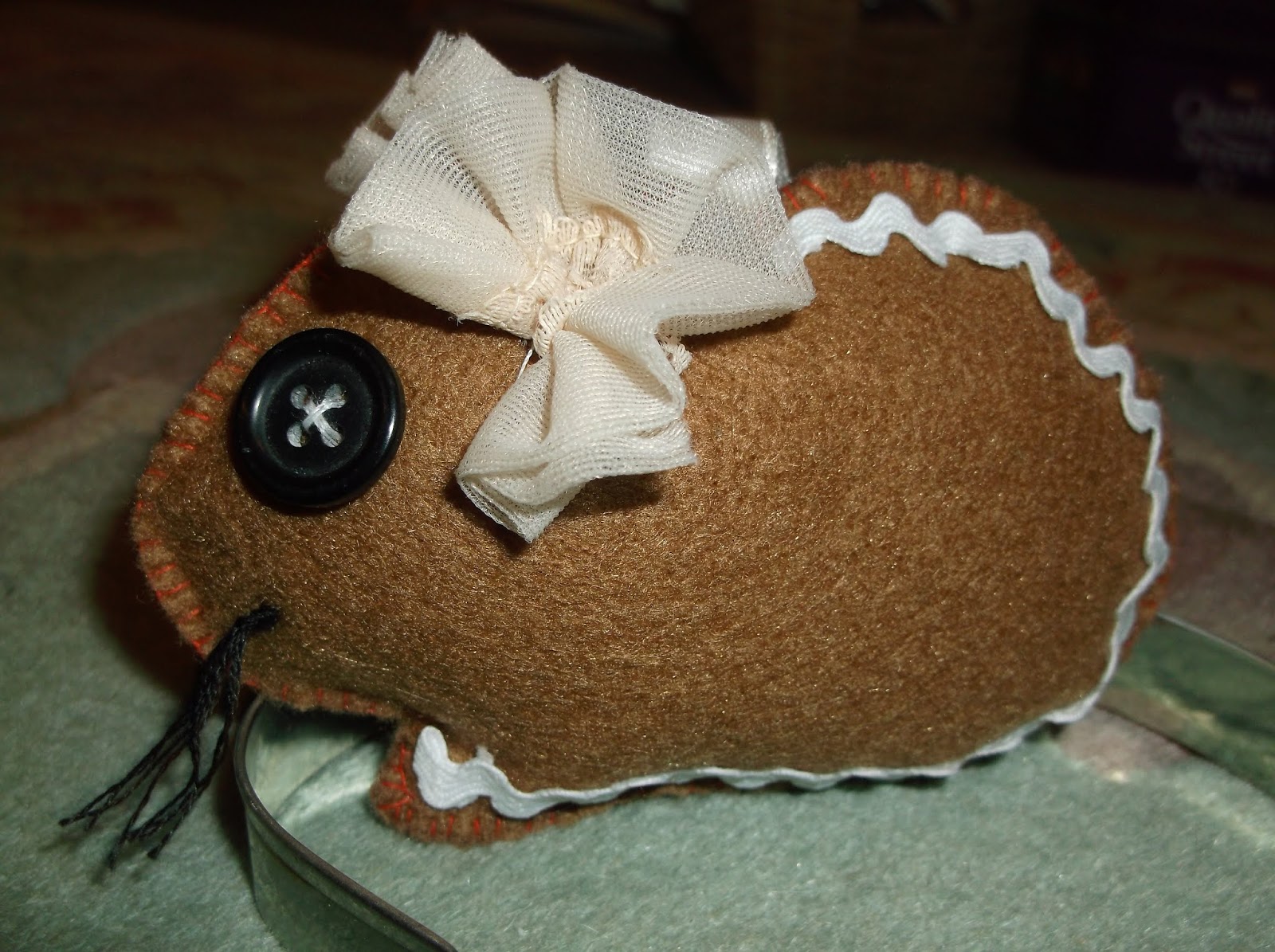 Undercover Guinea Pigs Gingerbread Piggy