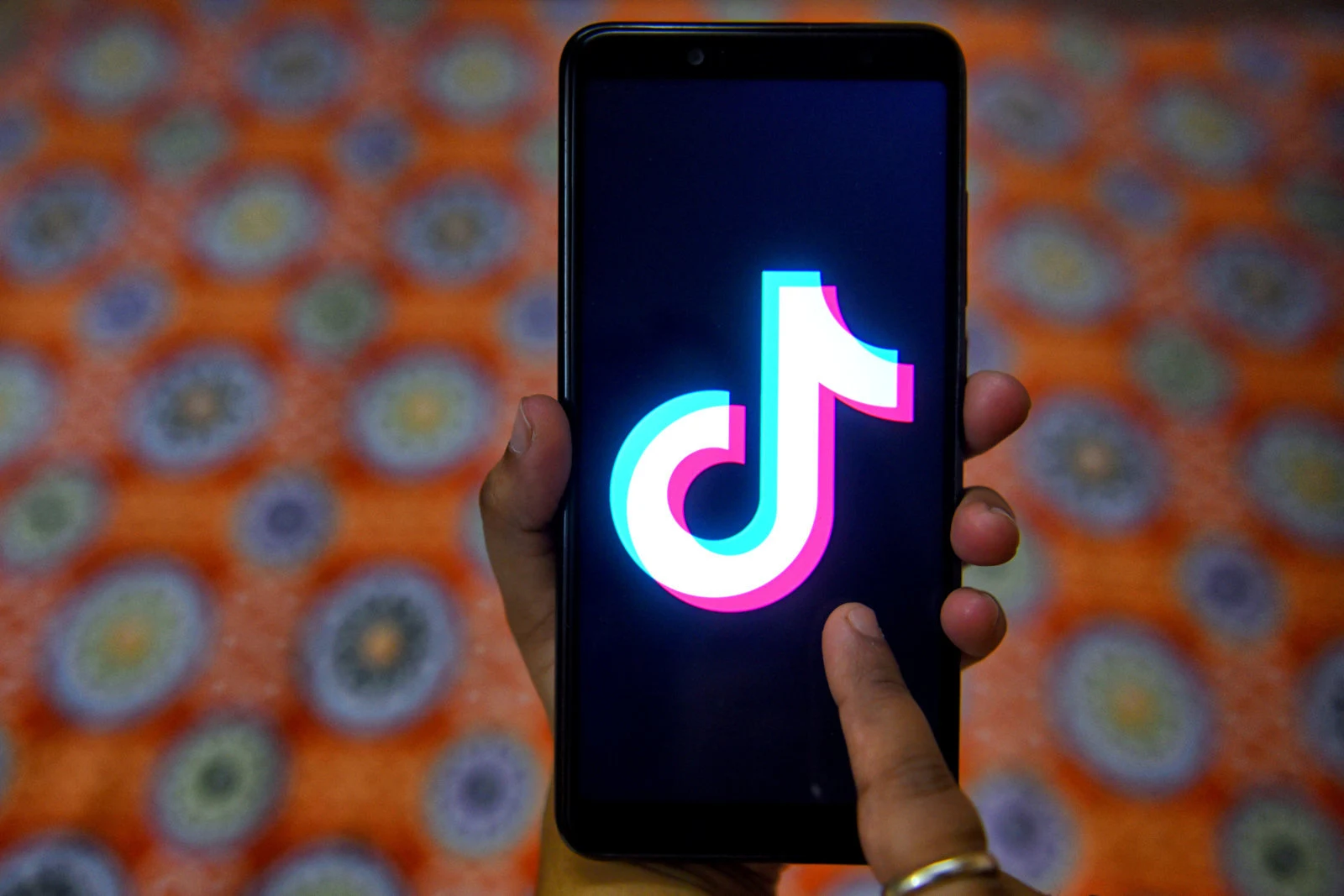 Will TikTok Succeed in Attracting Marketers with its new Ad Targeting Options?