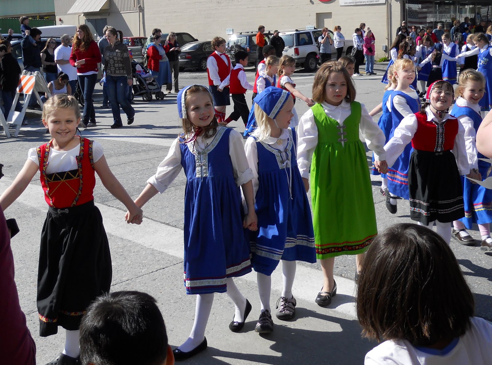 Snippets Little Norway Festival Parade