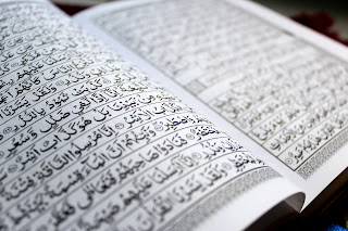 Surat At Taubah (Pengampunan) 129 Ayat | Al Quran dan Terjemahan