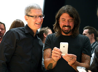 Dave Grohl Apple