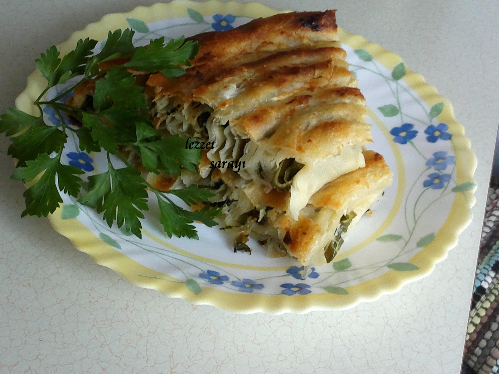Peynirli Dolama Börek Tarifi Peynirli Dolama Börek Tarifi