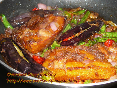 Crispy Pork Binagoongan - Cooking Procedure
