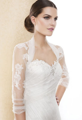 http://www.alessparis.fr/magnifique-manches-34-dentelle-bolaero-de-mariage-p-9809.html