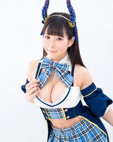 雨宮留菜 雨宮留菜