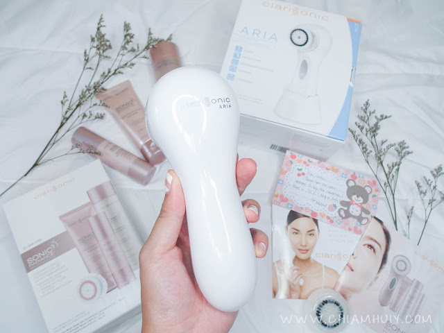 Clarisonic%2BSonic%2BRadiance%2Breview 1