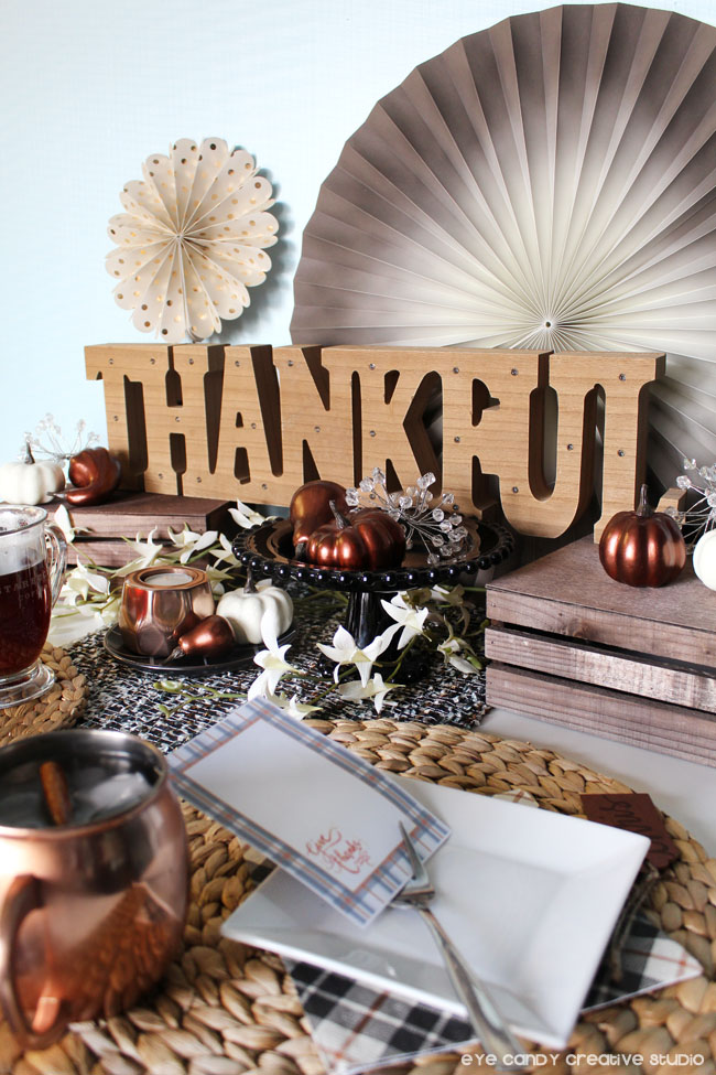 thankful, thanksgiving table decor ideas, copper accents, mule mug