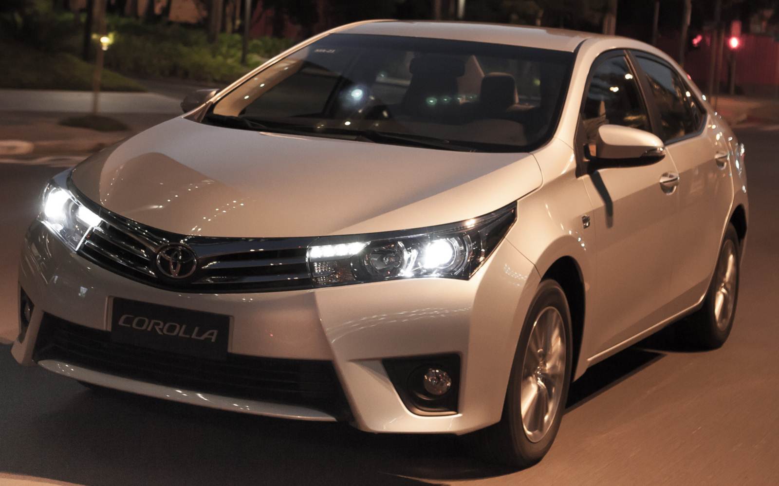 Novo Toyota Corolla 2015: vídeo oficial de apresentação