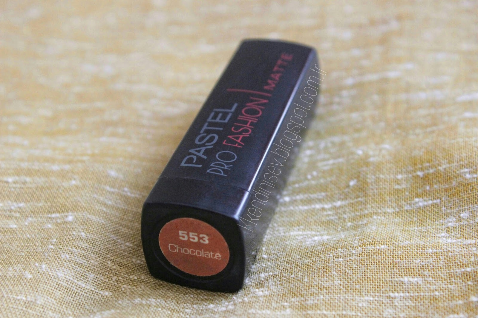 Kendini Sev Pastel Pro Fashion Matte Lipstick 553 Chocolate