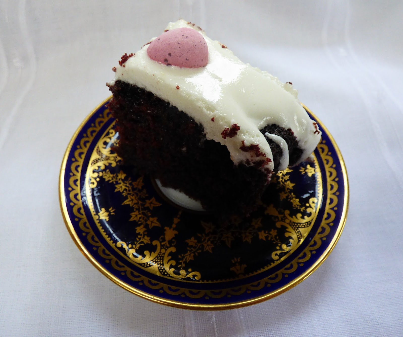 Chez Maximka Chocolate & marshmallow traybake with mini eggs