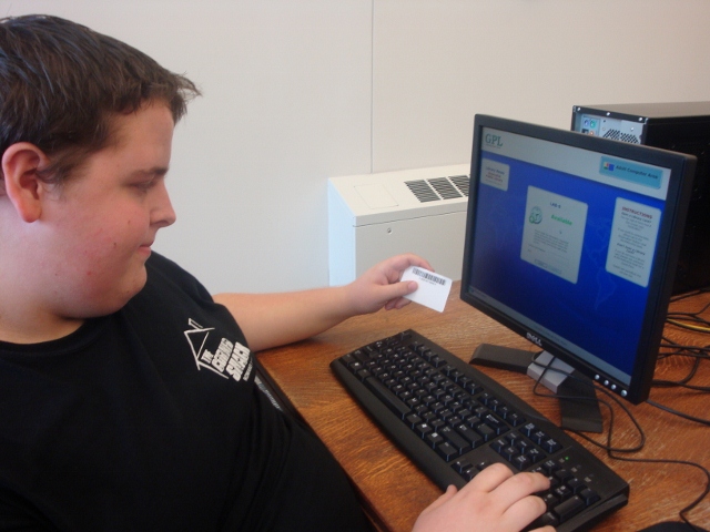 DarkeJournal.com: Computer Sign-Up at Library