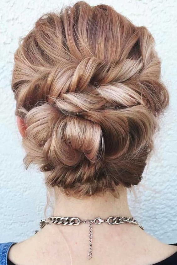 Amazing Braided Hairstyles For Your Evening Look