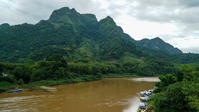 Nong Khiaw river