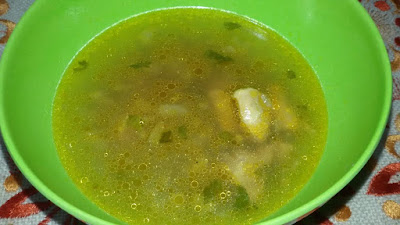 Homemade Simple And Healthy Chicken Soup, yakhni