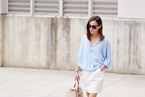 Classy and fabulous: White & Blue
