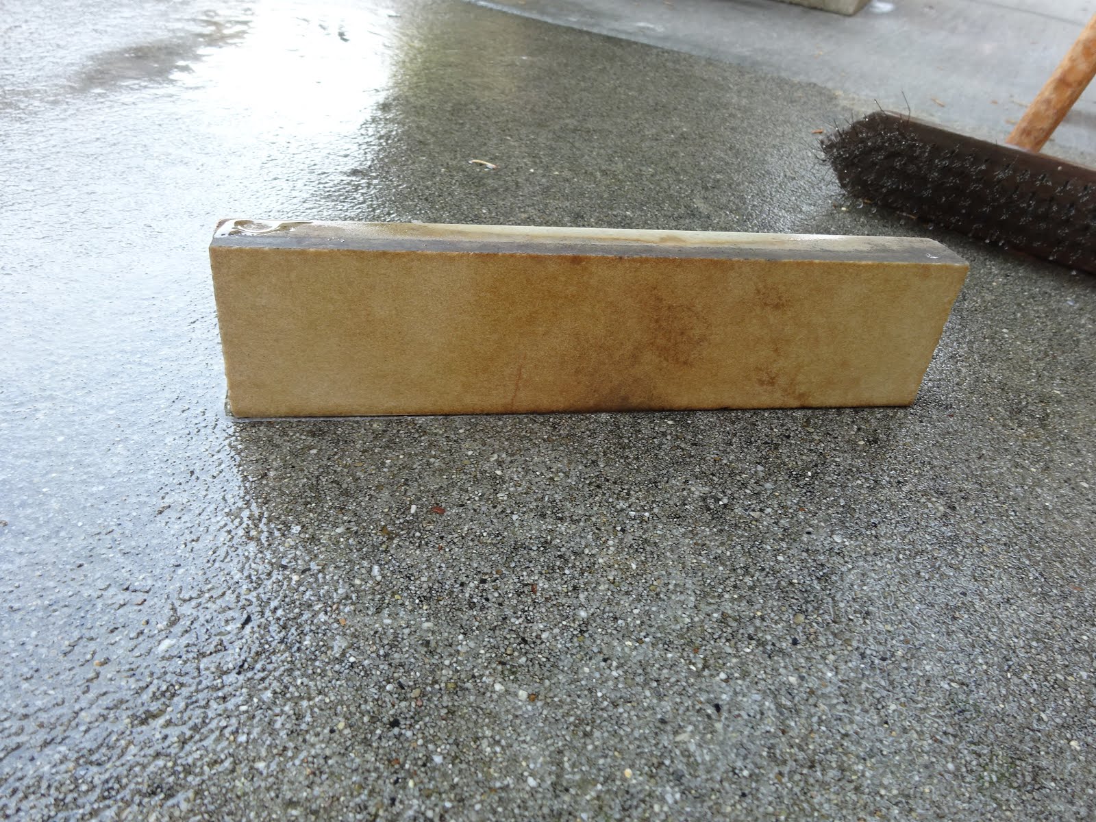 Woodworking in a Tiny Shop Rehabilitating an Old Oil Stone