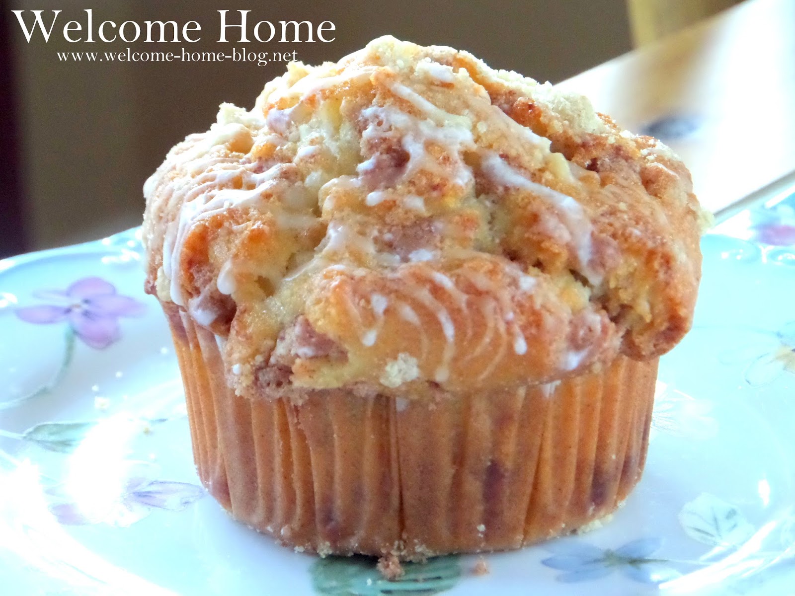 Home Blog Cinnamon Chip Streusel Muffins