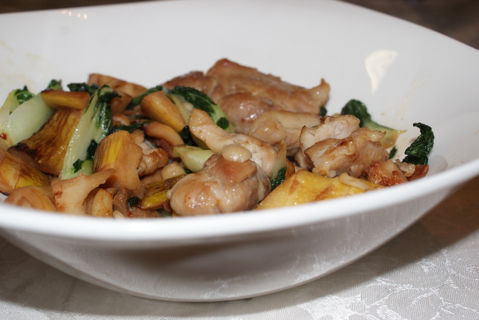 Kwok's Wok Garlic Chicken with Bamboo Shoots and Japanese Mushrooms and Baby Bok Choy with Kid Fudi