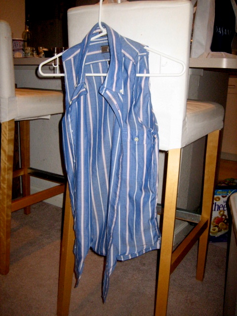 how to tie a long shirt in the front