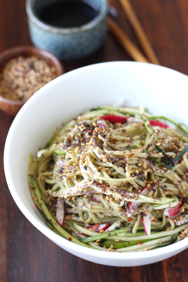 Green Tea Soba Noodle Salad with Japanese Sesame Seasoning by SeasonWithSpice.com