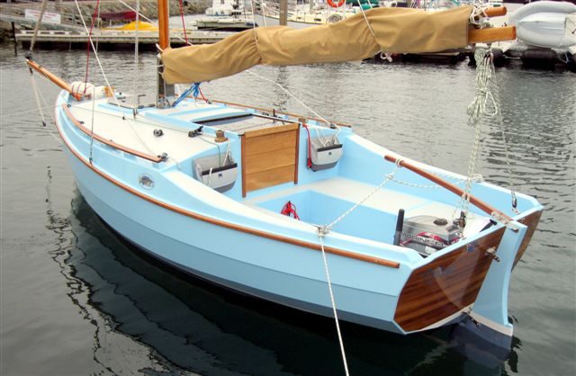 Dudley Dix Yacht Design: Cape May 25, Trailable Gaff Cutter