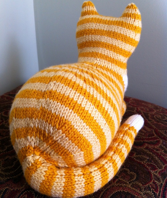 The Spicy Knitter: Knitted Cats