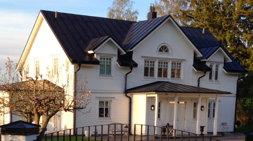 Husinspiration och inredningstips från Gudö: Fasad med liggande och ...