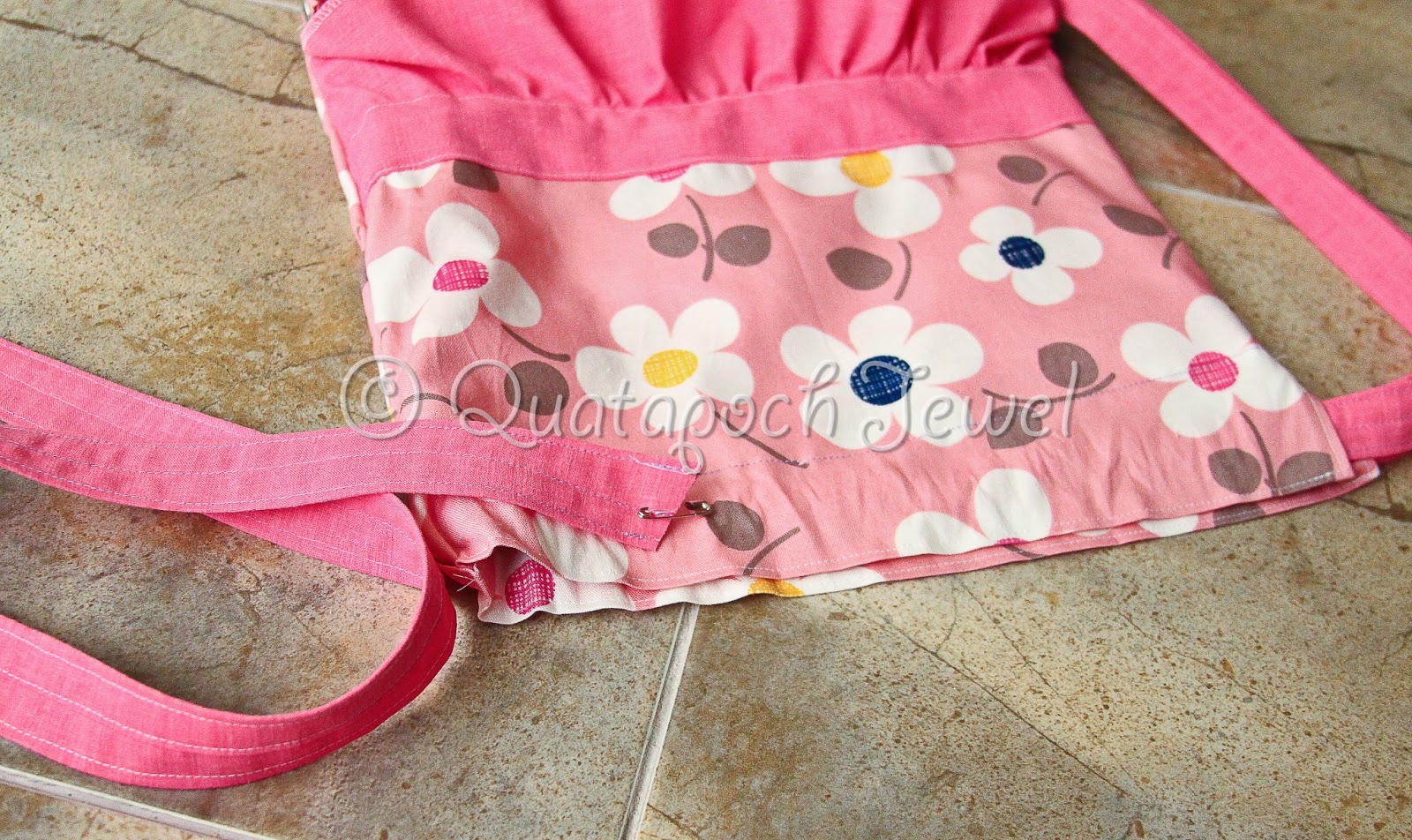 Threads and Pencils: Drawstring Bag and Grommet Tutorial