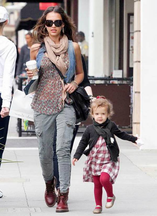 Fun Connection: Celebrities with their Children