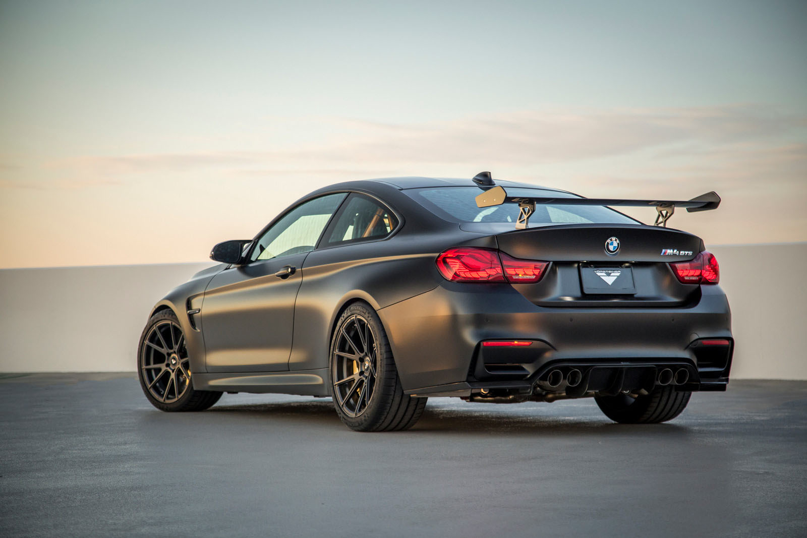 BMW M4 0 60 >> BMW M4 GTS Looks Sinister On Carbon-Graphite Wheels | Carscoops BMW M4 0 60 >> BMW M4 GTS Looks Sinister On Carbon-Graphite Wheels | Carscoops