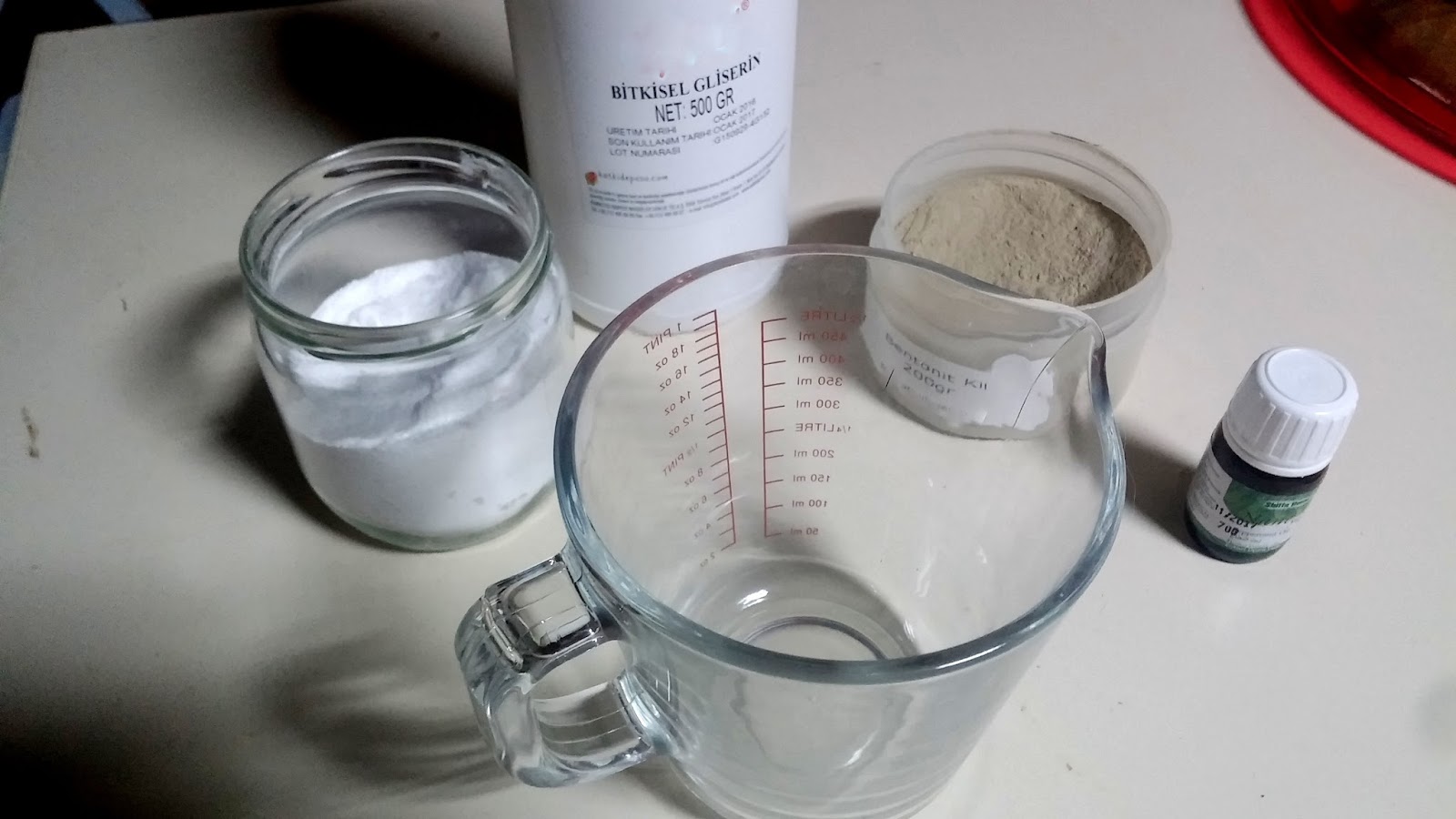 Fermente Mutfagim Ev Yapimi Killi Dis Macunu