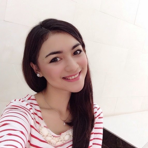 Kumpulan Foto Wanita Cantik Indonesia Terbaru