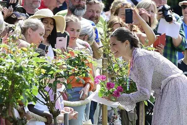 Crown Princess Victoria wore ZADIG&VOLTAIRE Roma long dress