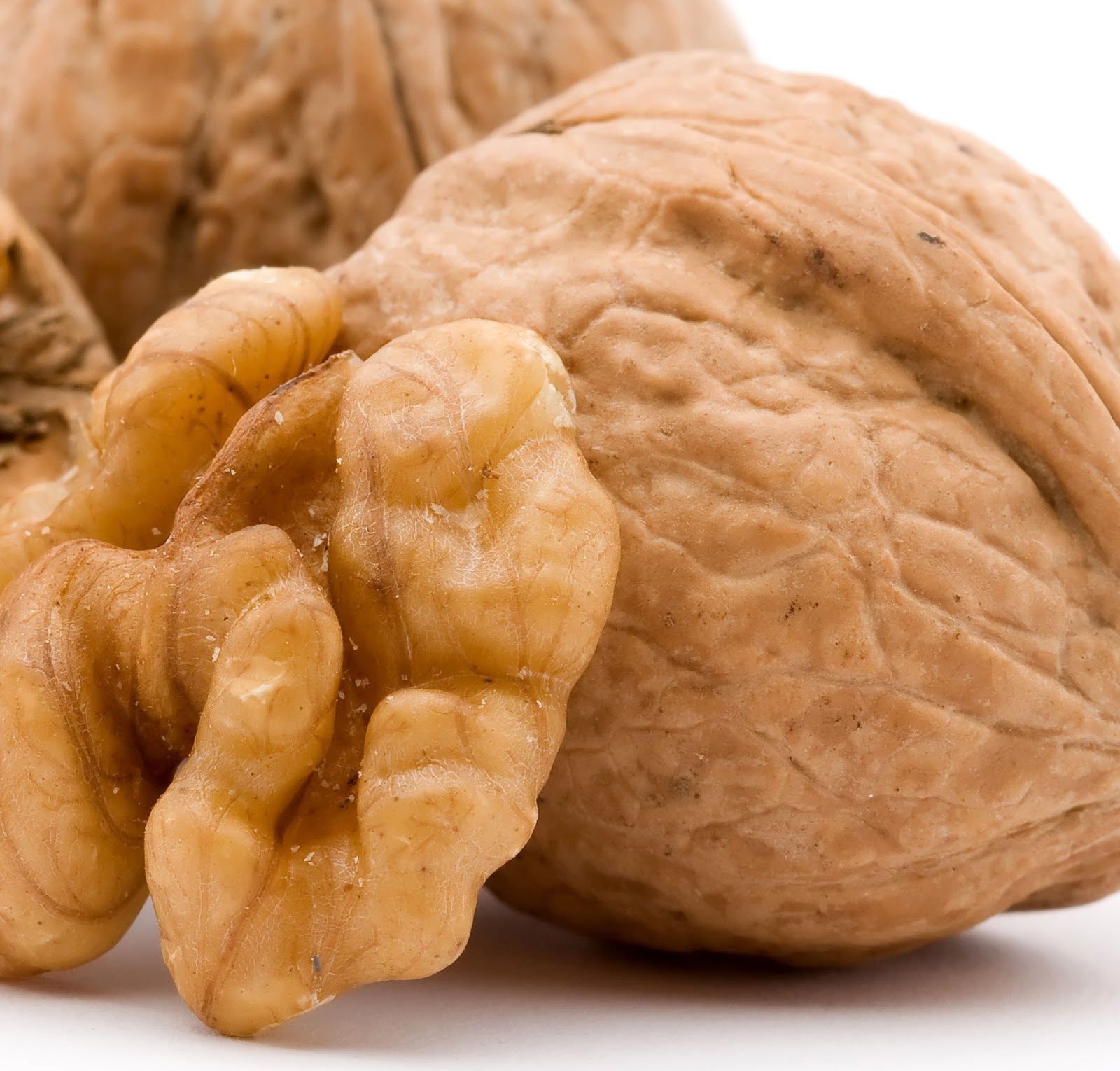FOOD SCIENCE Nutritional properties of walnuts