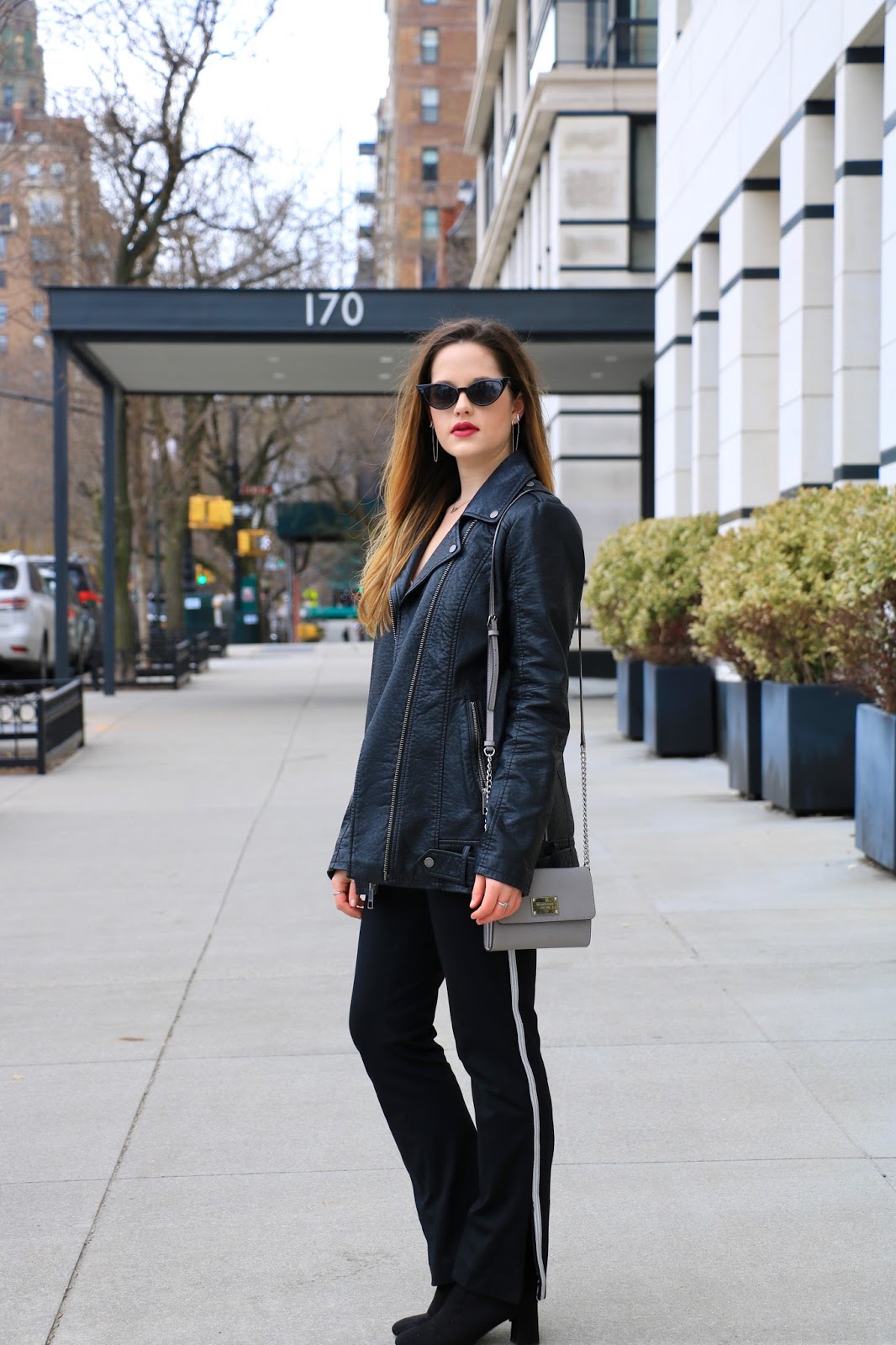 Nyc fashion blogger Kathleen Harper's spring street style