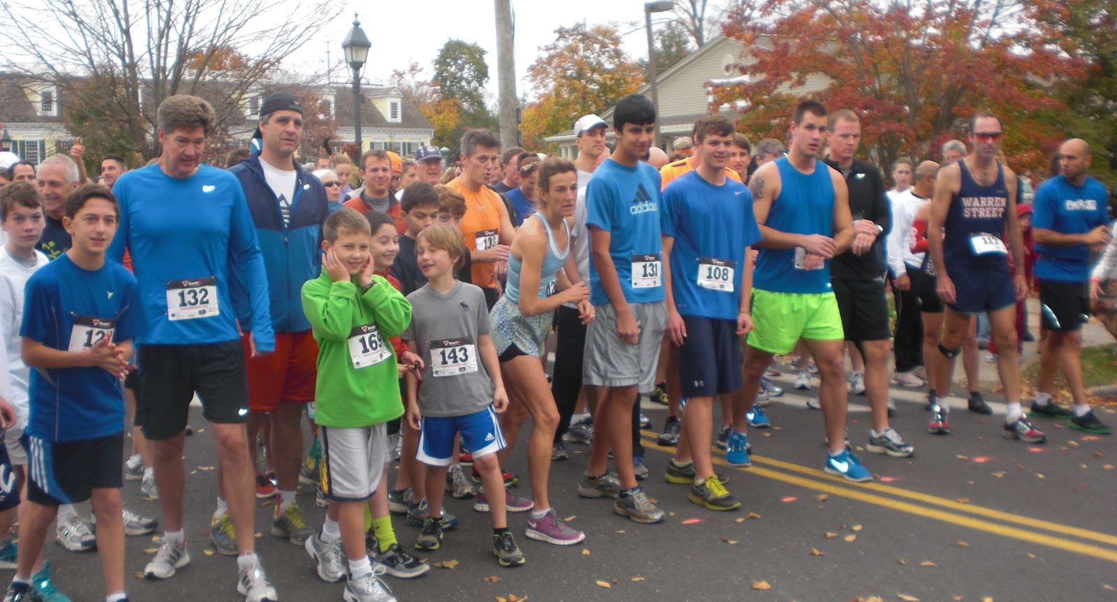 rundangerously-2012-wilton-halloween-hustle-5k-race-photos-and-results