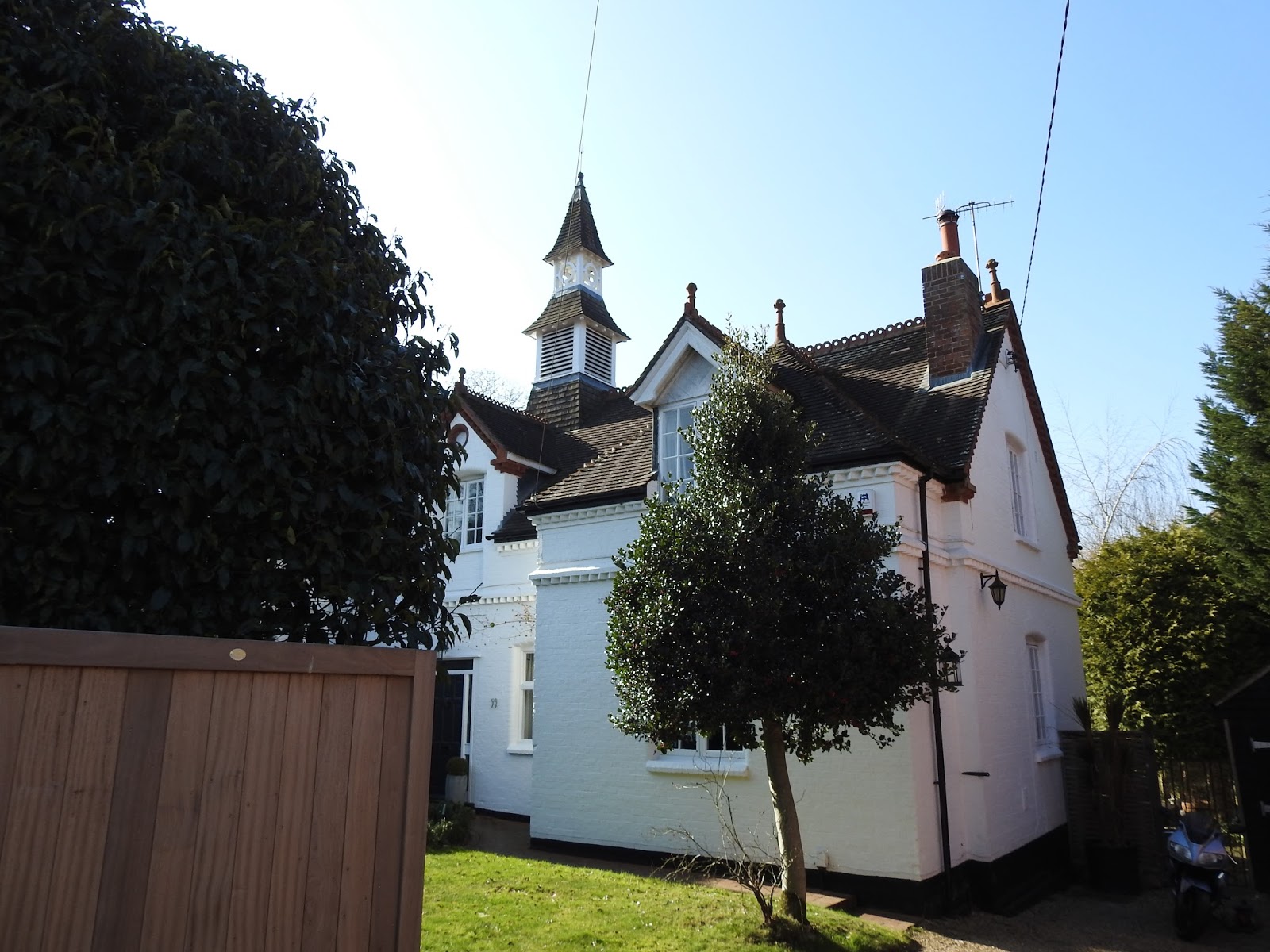 Crawley Old Town FIVE PICTURES 5559 Grattons Drive