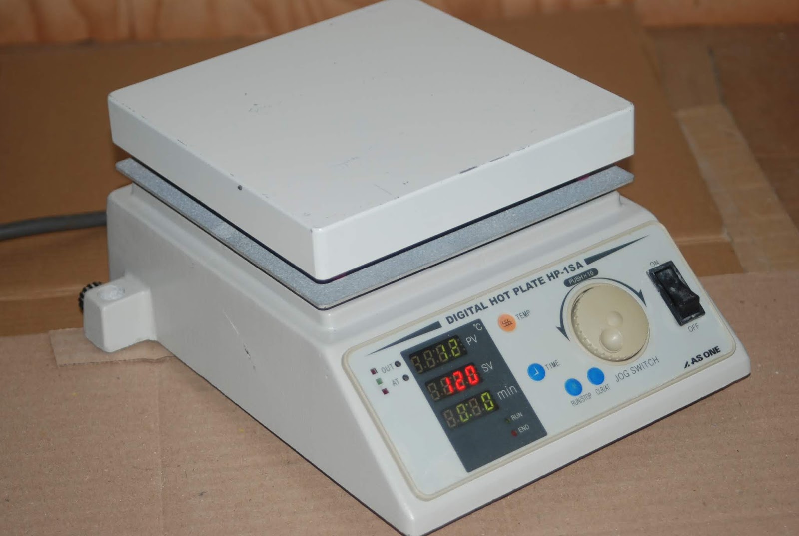 EquipmentHolic AS ONE DIGITAL HOT PLATE HP1SA