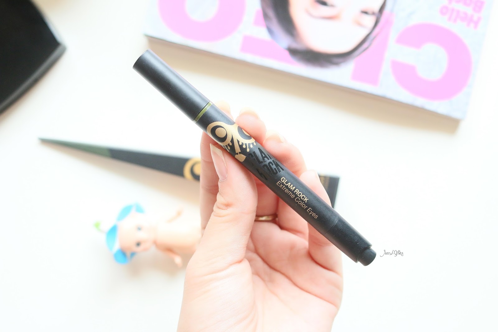 eyeliner, glam rock, too cool for school, makeup, review, swatch