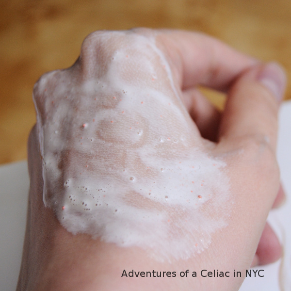 hera deep cleansing foam